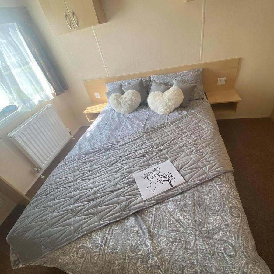 Wilfred'S Escape, Swarland Apartment Bagian luar foto